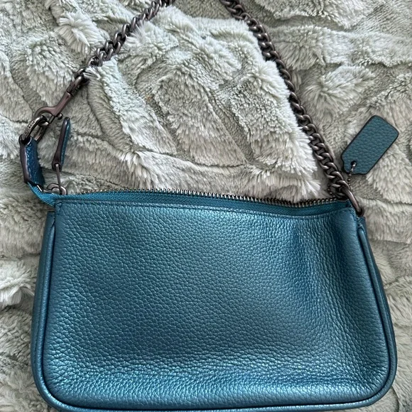 Coach Dark Teal leather wristlet with chain strap - Picture 2 of 4
